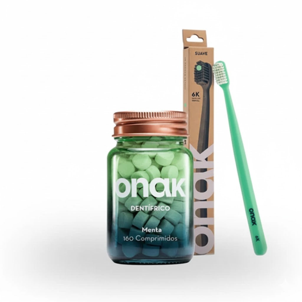 “Cepillo y dentífrico, en equilibrio”